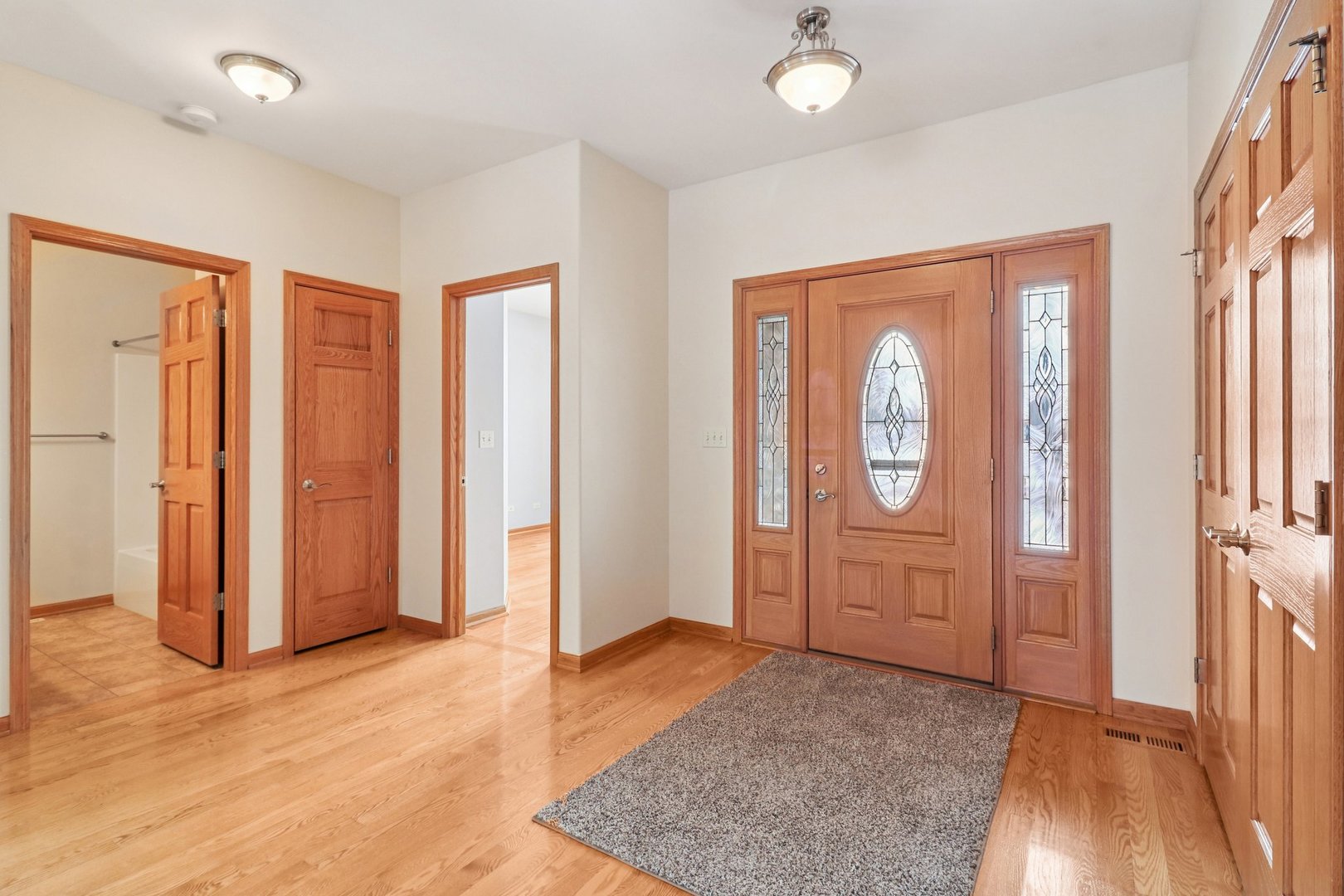 832 Mary Court Marengo, IL 60152 - Photo 2 of 42