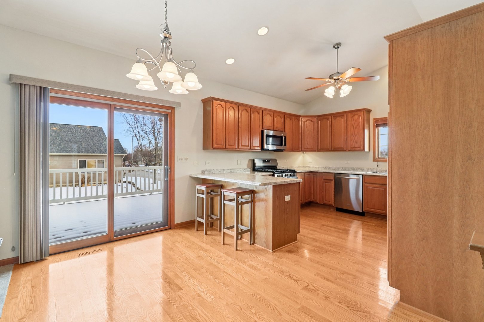 832 Mary Court Marengo, IL 60152 - Photo 10 of 42