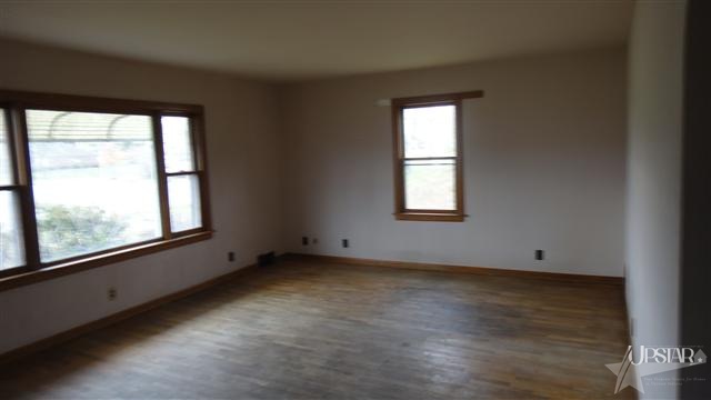 55 West 500 North Decatur, IN 46733 - Photo 3 of 8