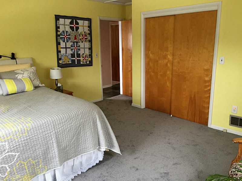 677 Davidson Drive Rochester, PA 15074 - Photo 15 of 25 Master Bedroom.