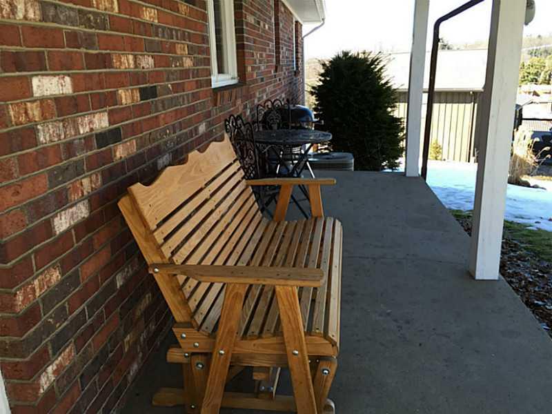 677 Davidson Drive Rochester, PA 15074 - Photo 25 of 25 Exterior Back.