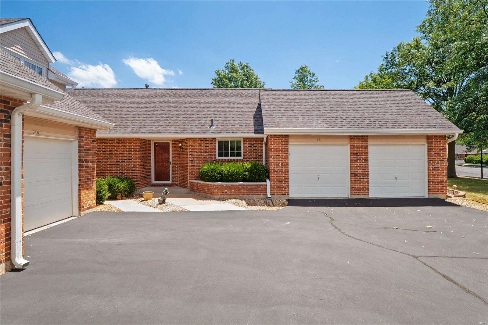 921 Alpine Ridge Drive Ballwin, MO 63021 - Photo 1 of 34 Gallery Image 1