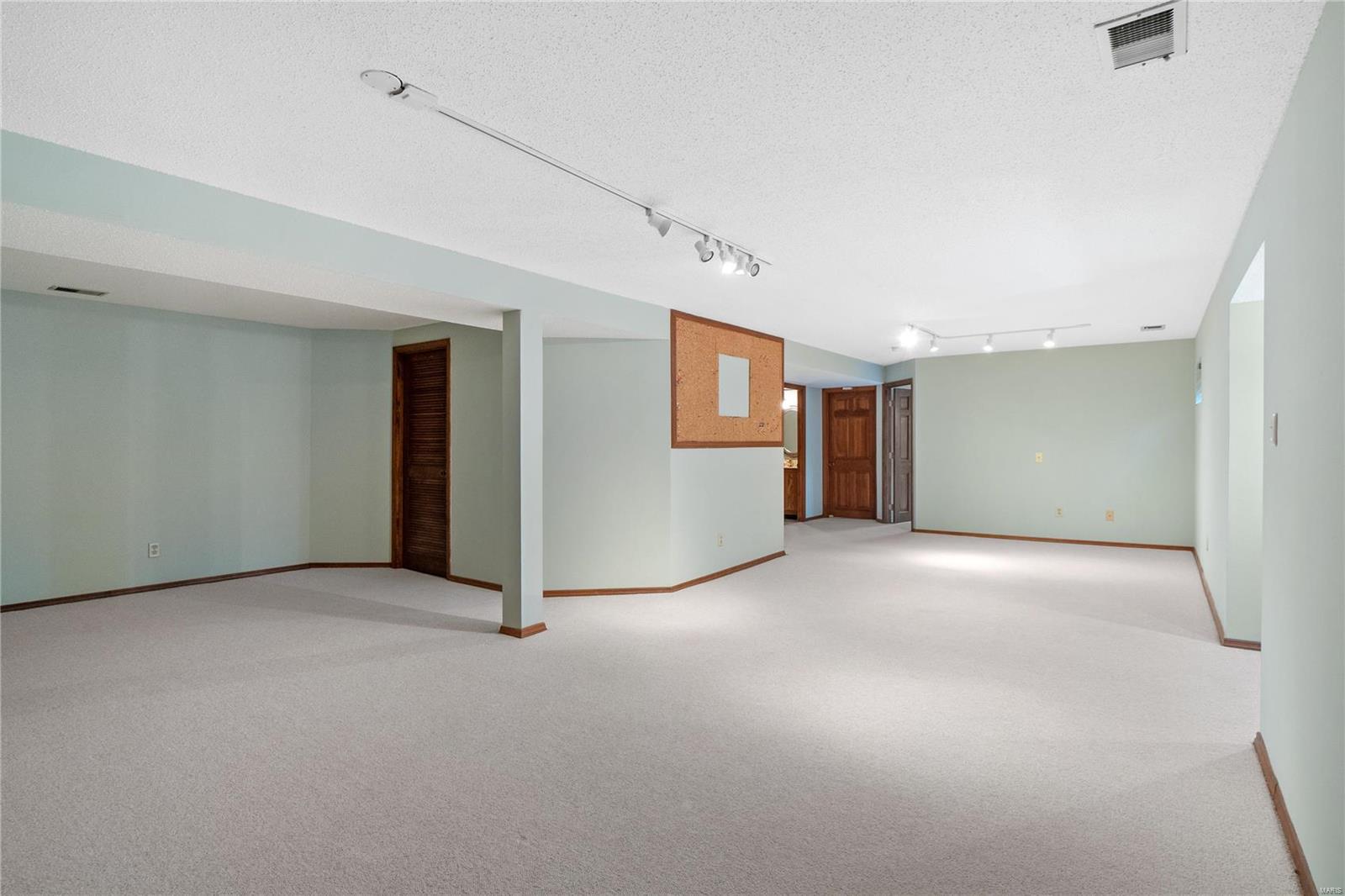 921 Alpine Ridge Drive Ballwin, MO 63021 - Photo 22 of 34 Gallery Image 22