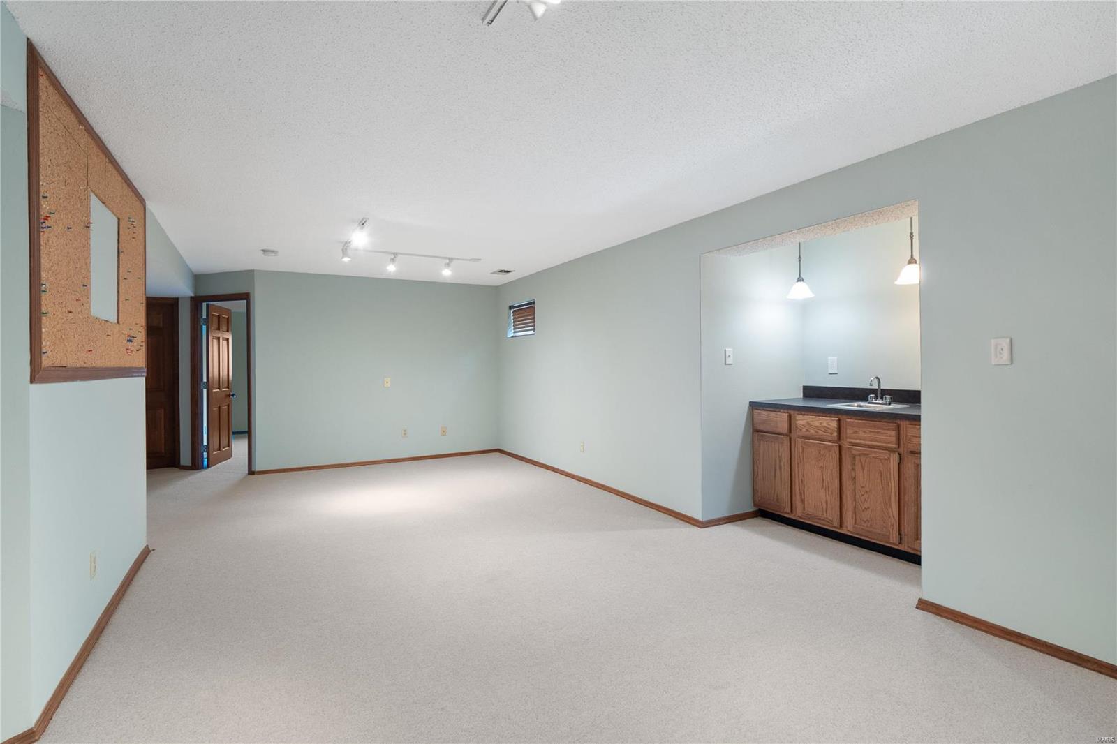 921 Alpine Ridge Drive Ballwin, MO 63021 - Photo 23 of 34 Gallery Image 23