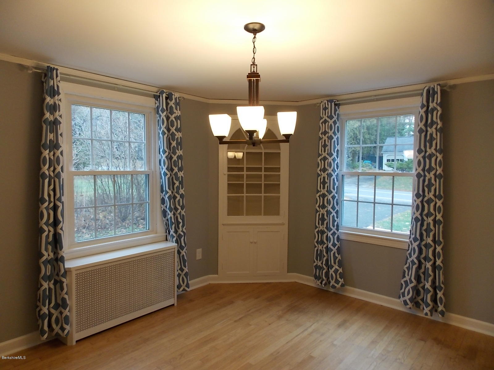 244 Holmes Road Pittsfield, MA 01201 - Photo 18 of 25 DSCN4910