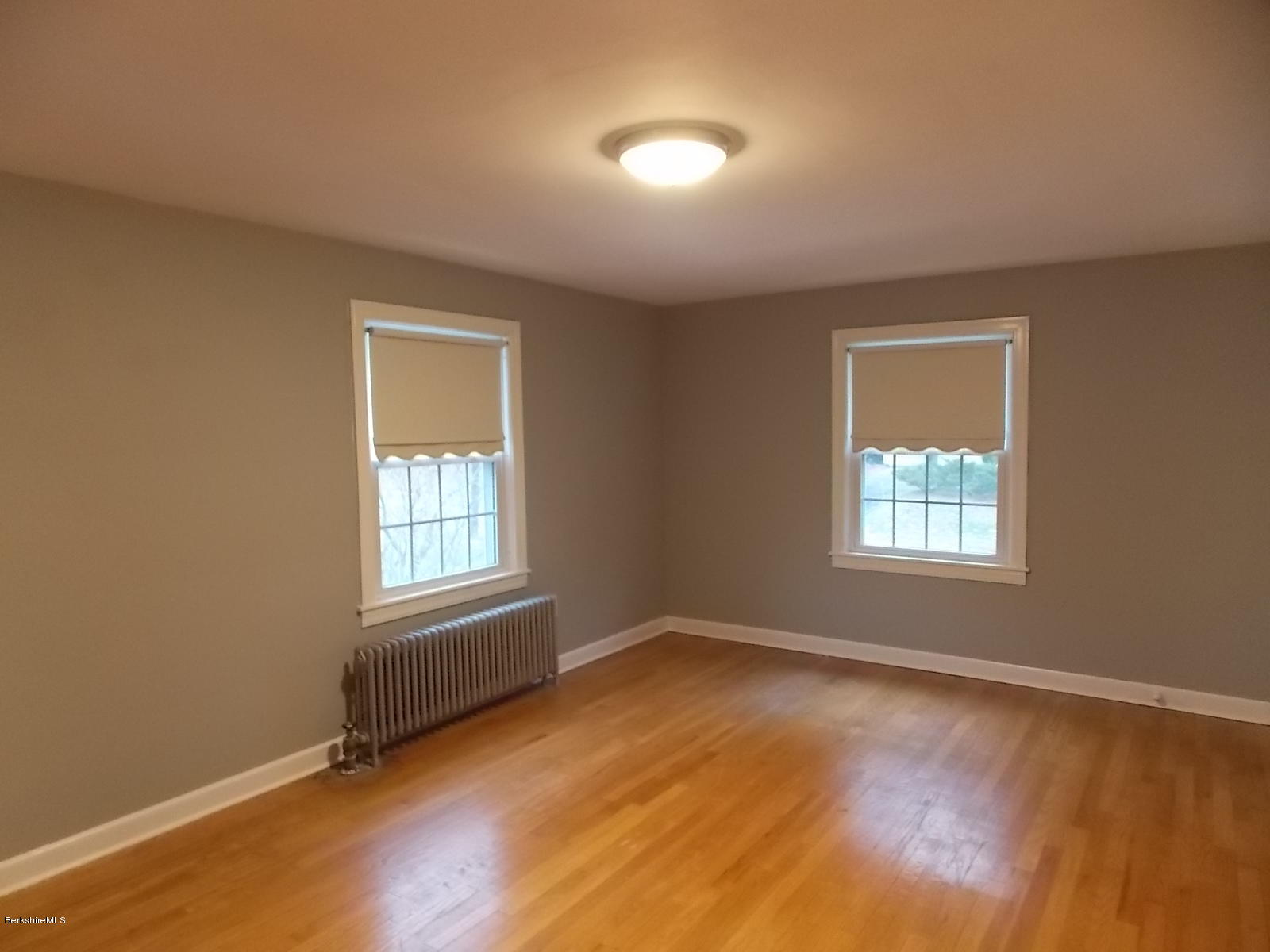 244 Holmes Road Pittsfield, MA 01201 - Photo 21 of 25 DSCN4913