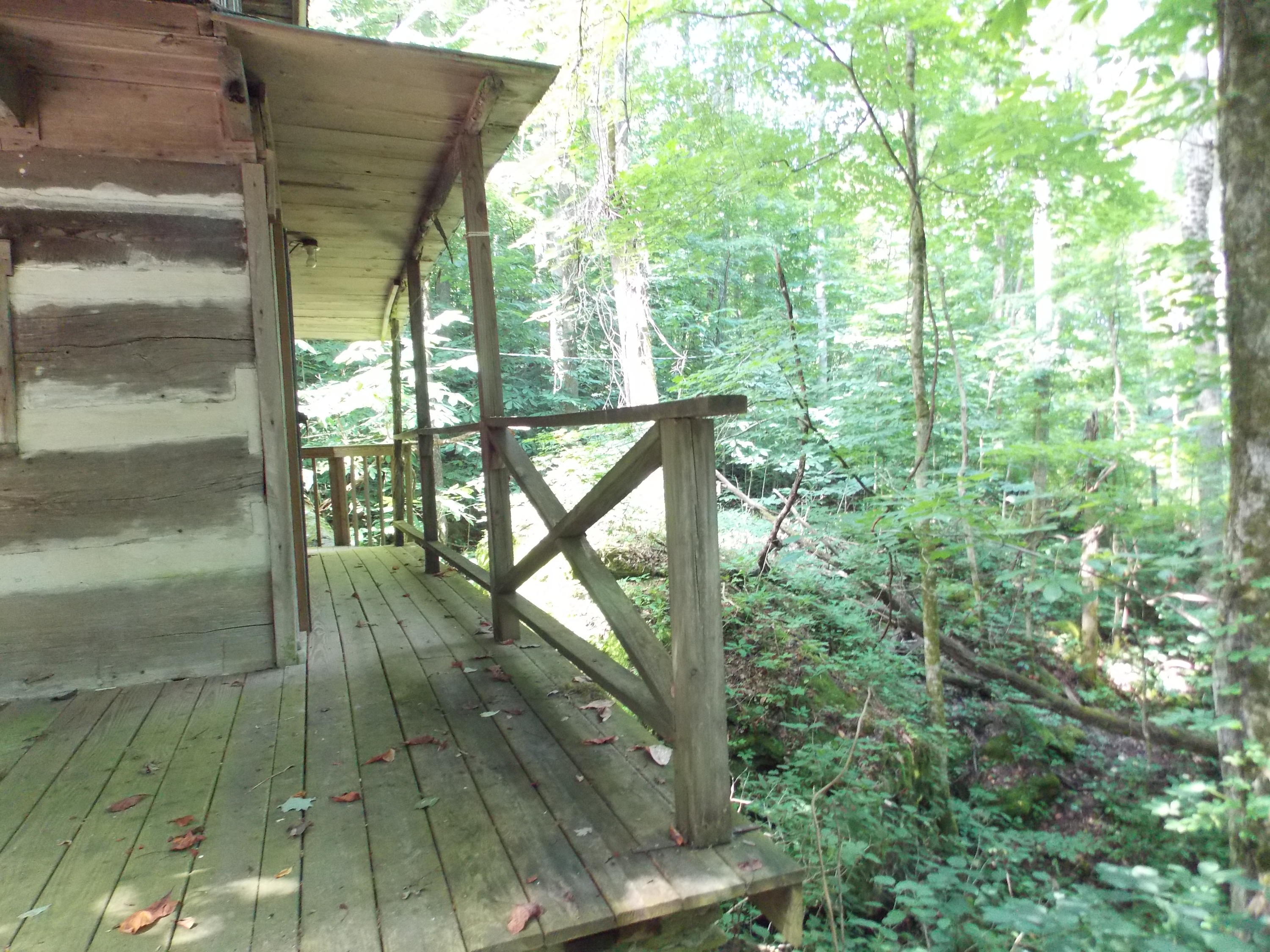 2090 Hening Road Monterey, TN 38574 - Photo 25 of 34 DSCN1922