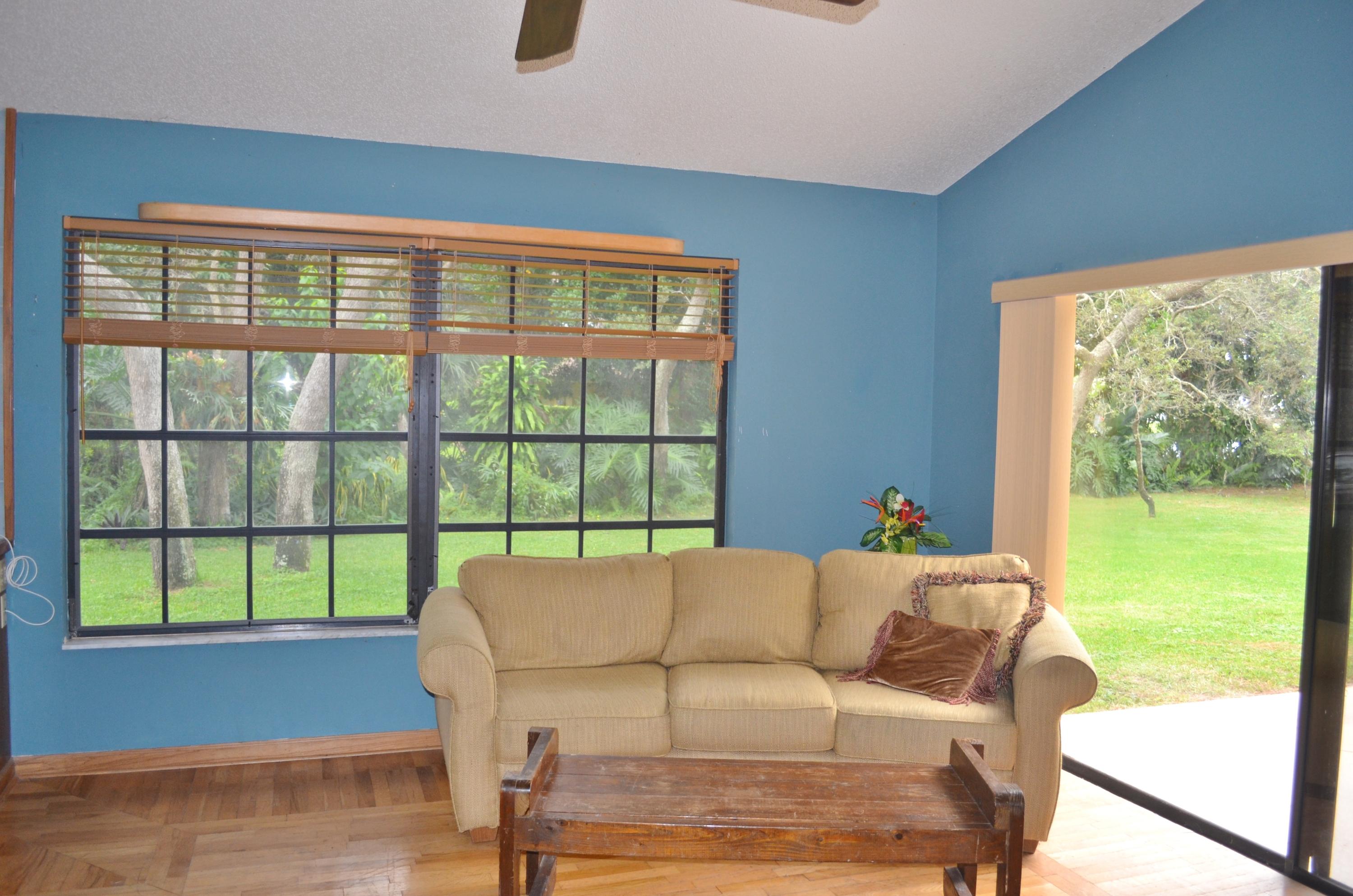 6063 Wood Lake Road Jupiter, FL 33458 - Photo 23 of 60 PICTURE WINDOW VIEWS THE YARD