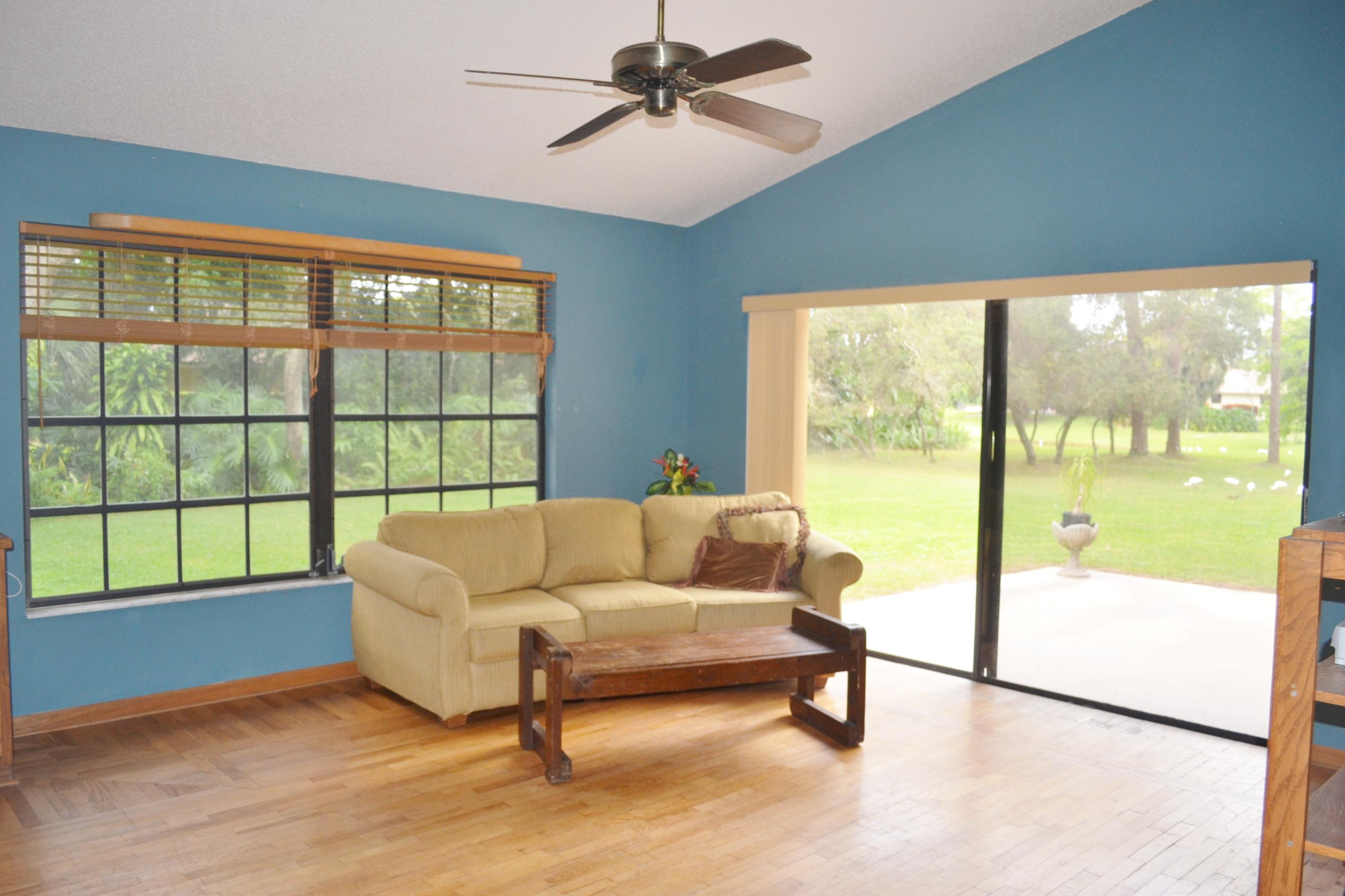 6063 Wood Lake Road Jupiter, FL 33458 - Photo 24 of 60 KITCHEN OPENS TO FAMILY ROOM