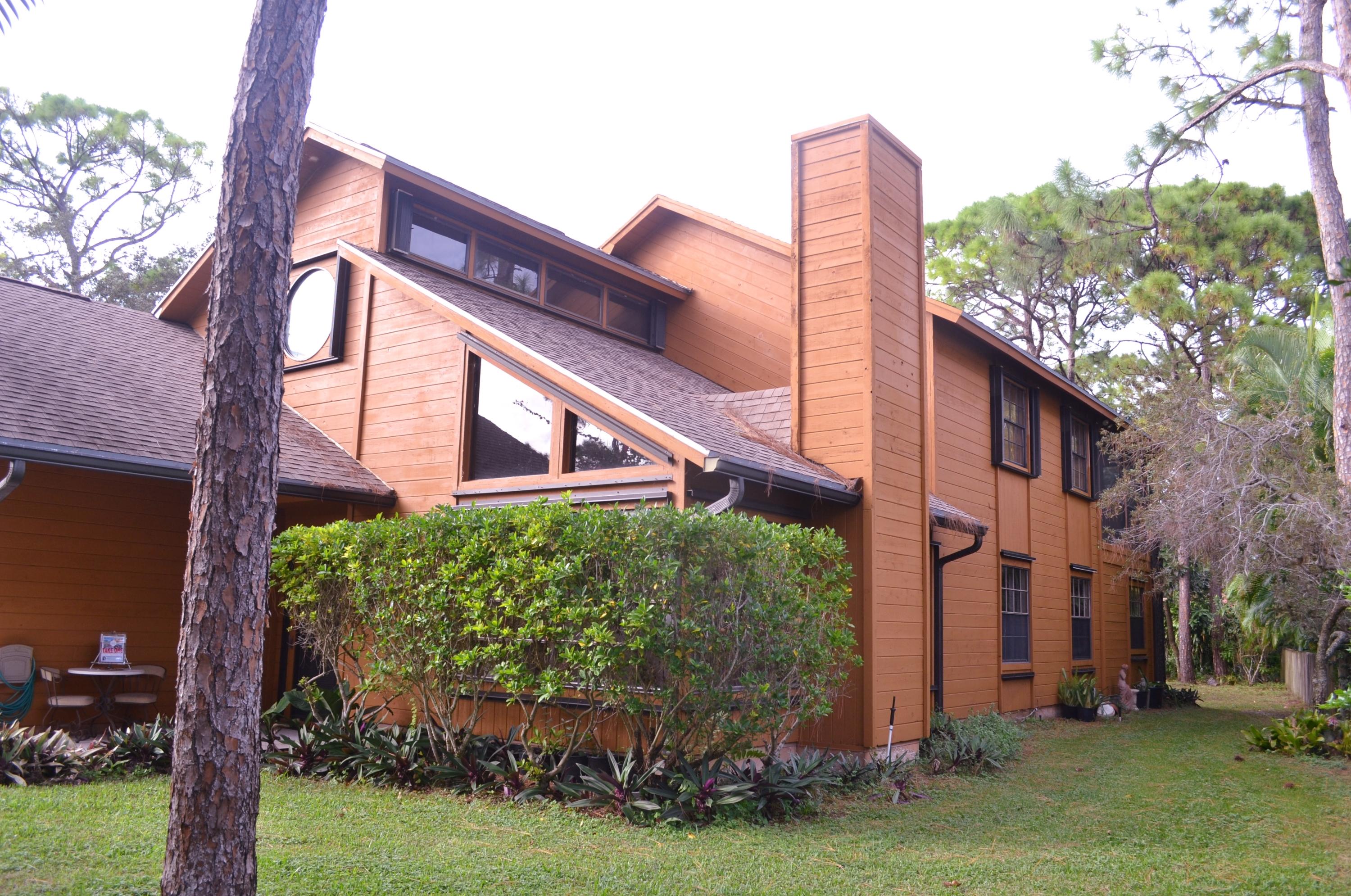 6063 Wood Lake Road Jupiter, FL 33458 - Photo 10 of 60 EXTERIOR SIDE VIEW