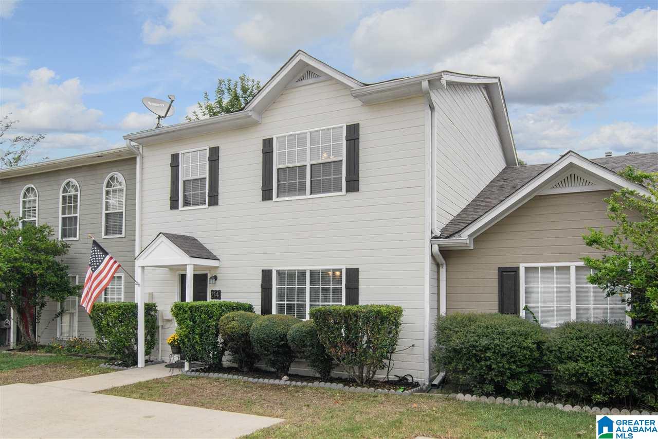 214 Willow Point Circle Alabaster, AL 35007 - Photo 1 of 33