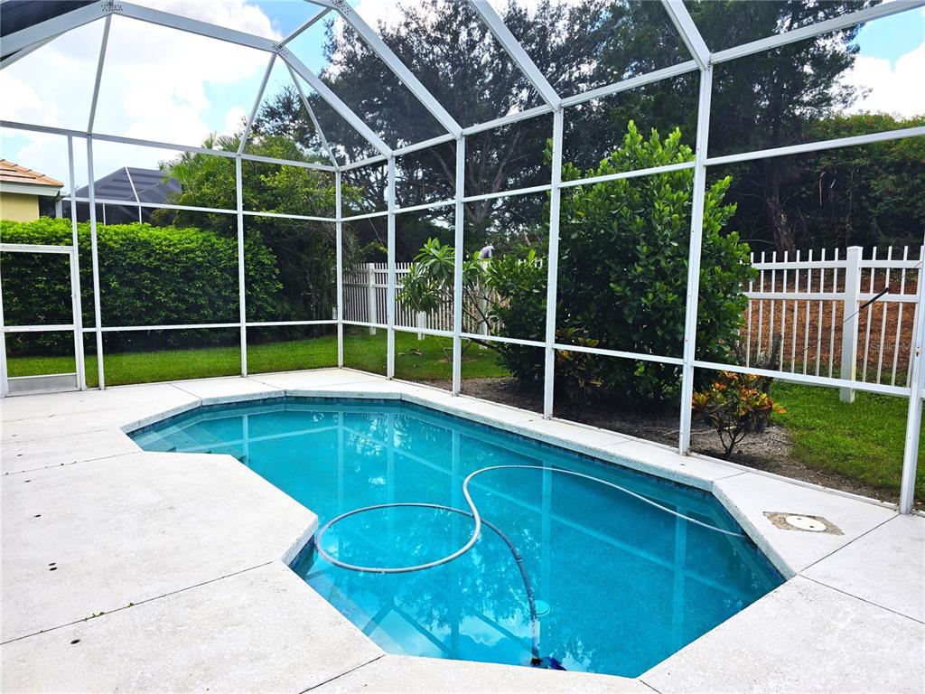 8427 Sailing Loop Lakewood Ranch, FL 34202 - Photo 40 of 44