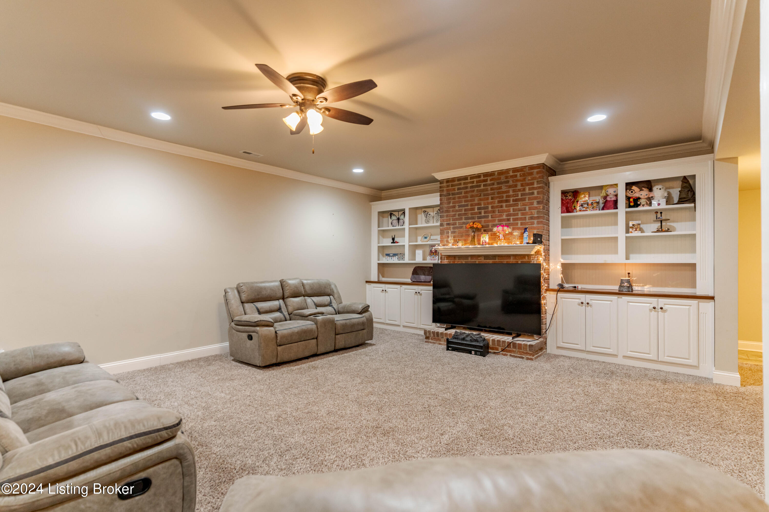 9477 Louisville Road Bowling Green, KY 42101 - Photo 33 of 58 DSC01542