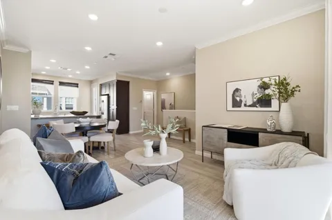 $1,380,000 | 394 Circuit Way, Mountain View, CA 94043