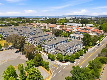 $1,380,000 | 394 Circuit Way, Mountain View, CA 94043