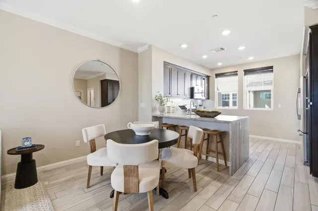 $1,380,000 | 394 Circuit Way, Mountain View, CA 94043