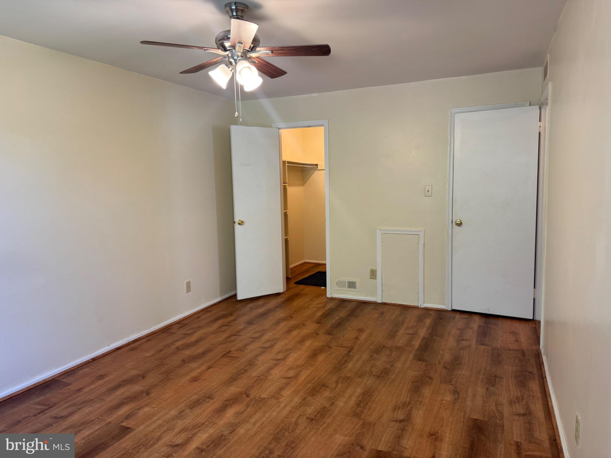 1908 B Ralston Drive Mount Laurel, NJ 08054 - Photo 16 of 24 Spacious room with warm wood floors.