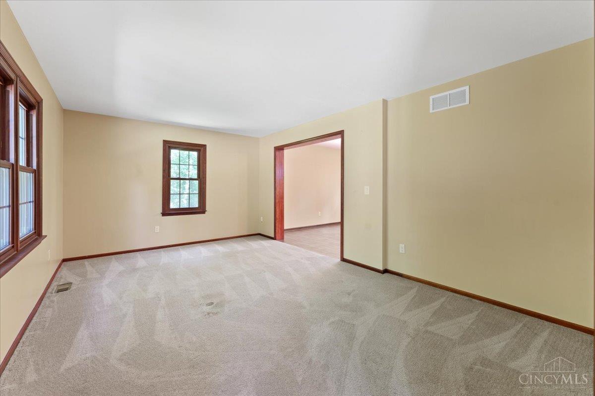 10911 Gosling Road Cincinnati, OH 45252 - Photo 27 of 73