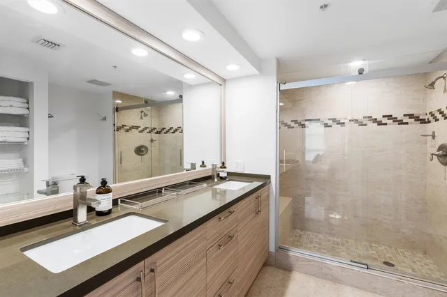 $4,800 | 347 North New River Drive East, Unit 602, Fort Lauderdale, FL 33301