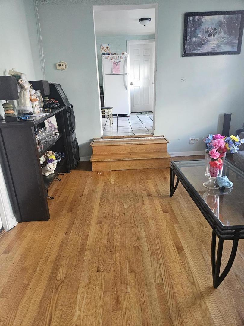 2144 West 19th Street Chicago, IL 60608 - Photo 4 of 34