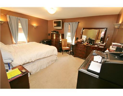 581 Rte 908 Natrona Heights, PA 15065 - Photo 7 of 17 Master Bedroom.
