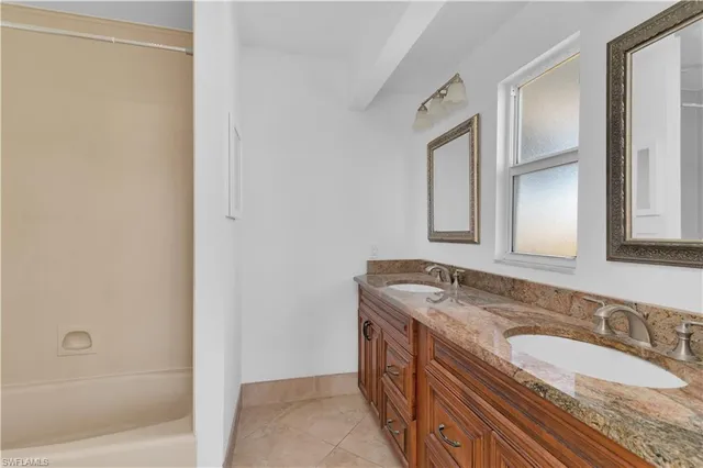 $4,800 | 875 Robin Court, Marco Island, FL 34145