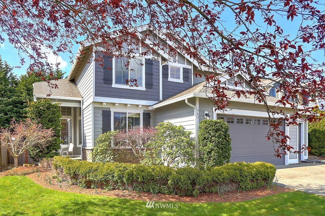 363 Pasco Drive Northeast Renton, WA 98059 - Photo 1 of 26 front view of a house with a yard