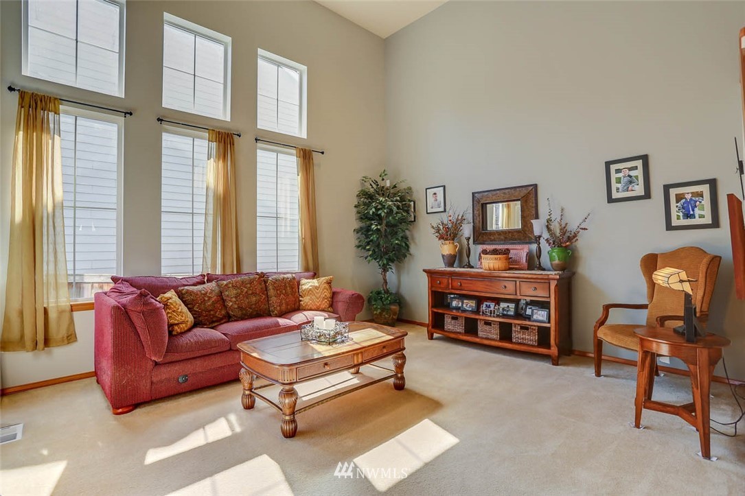 363 Pasco Drive Northeast Renton, WA 98059 - Photo 5 of 26 a living room with furniture and a window