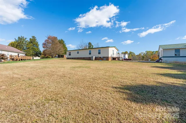 a front view of house with yard