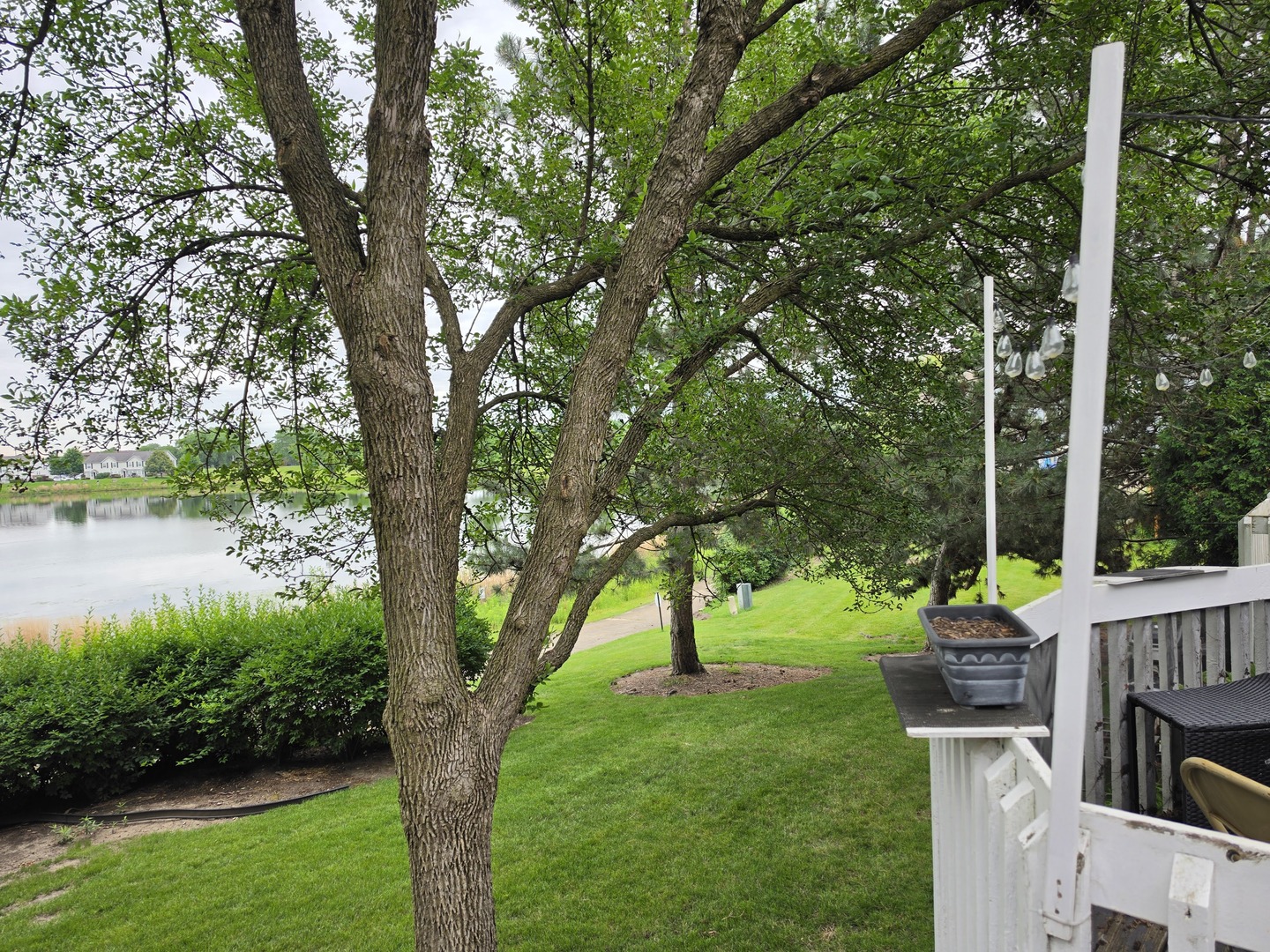 327 Shadybrook Lane Aurora, IL 60504 - Photo 10 of 30