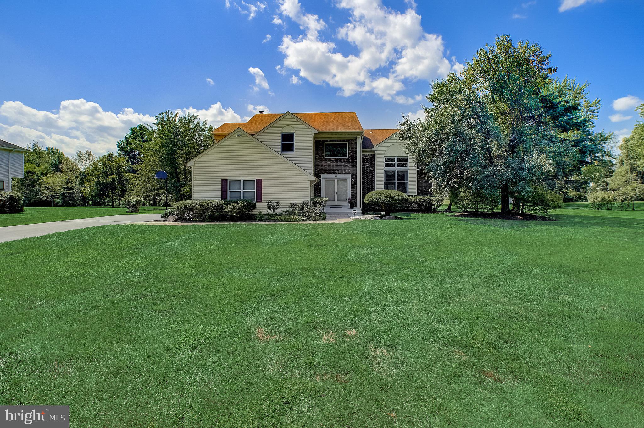 19 Haverford Road Princeton Junction, NJ 08550 - Photo 1 of 35 Gallery Image 1