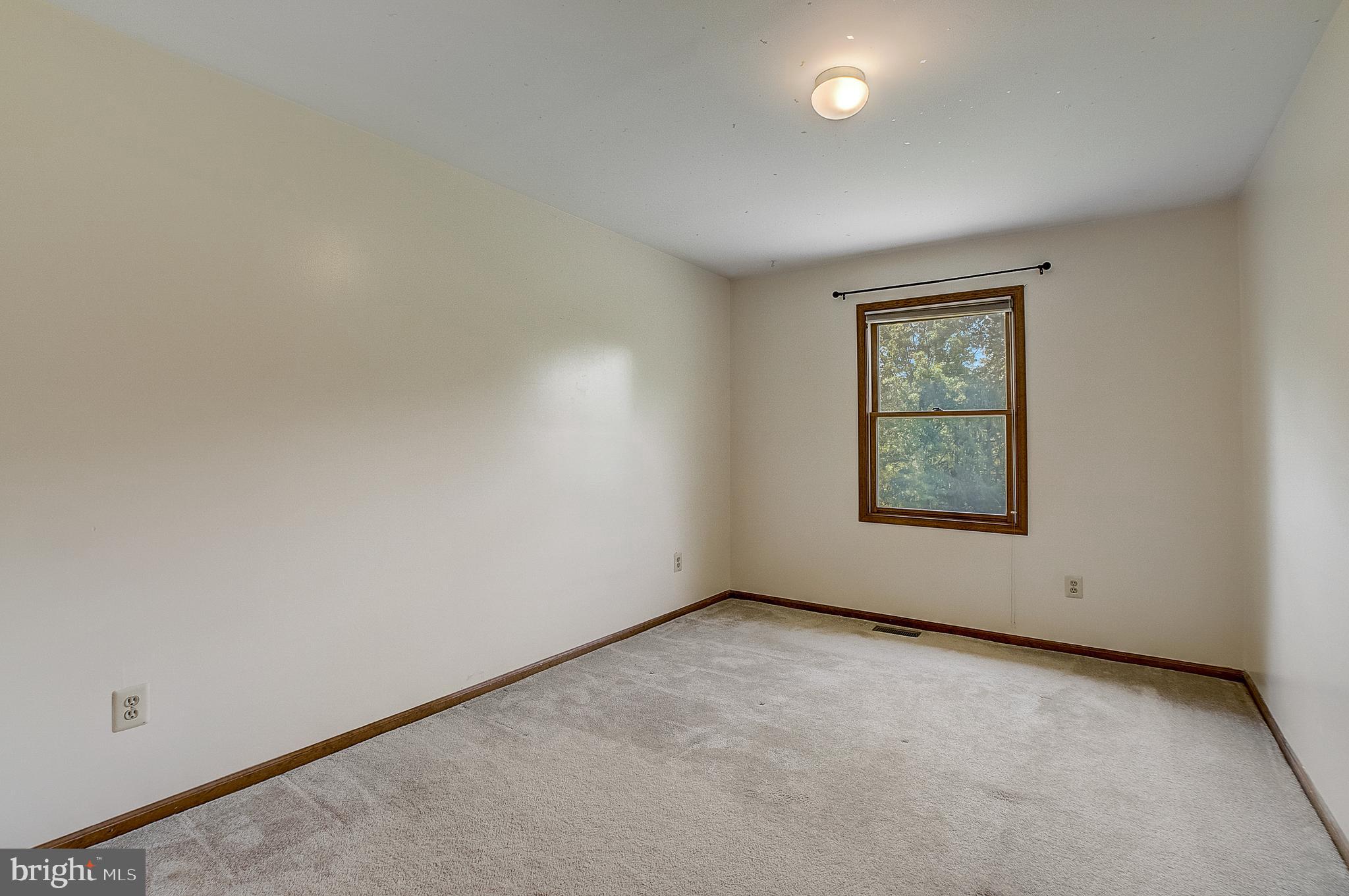 19 Haverford Road Princeton Junction, NJ 08550 - Photo 26 of 35 Gallery Image 26