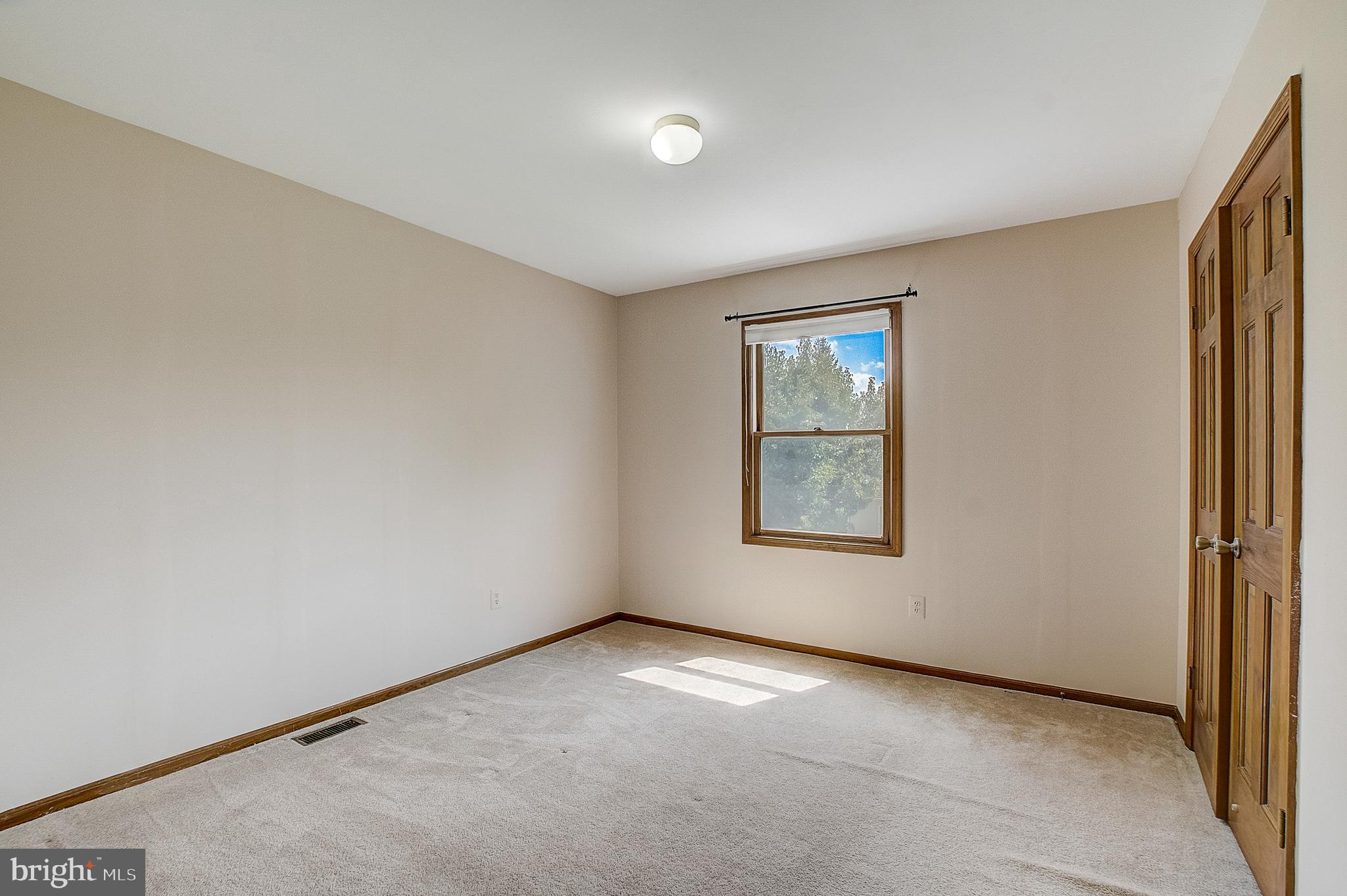 19 Haverford Road Princeton Junction, NJ 08550 - Photo 29 of 35 Gallery Image 29