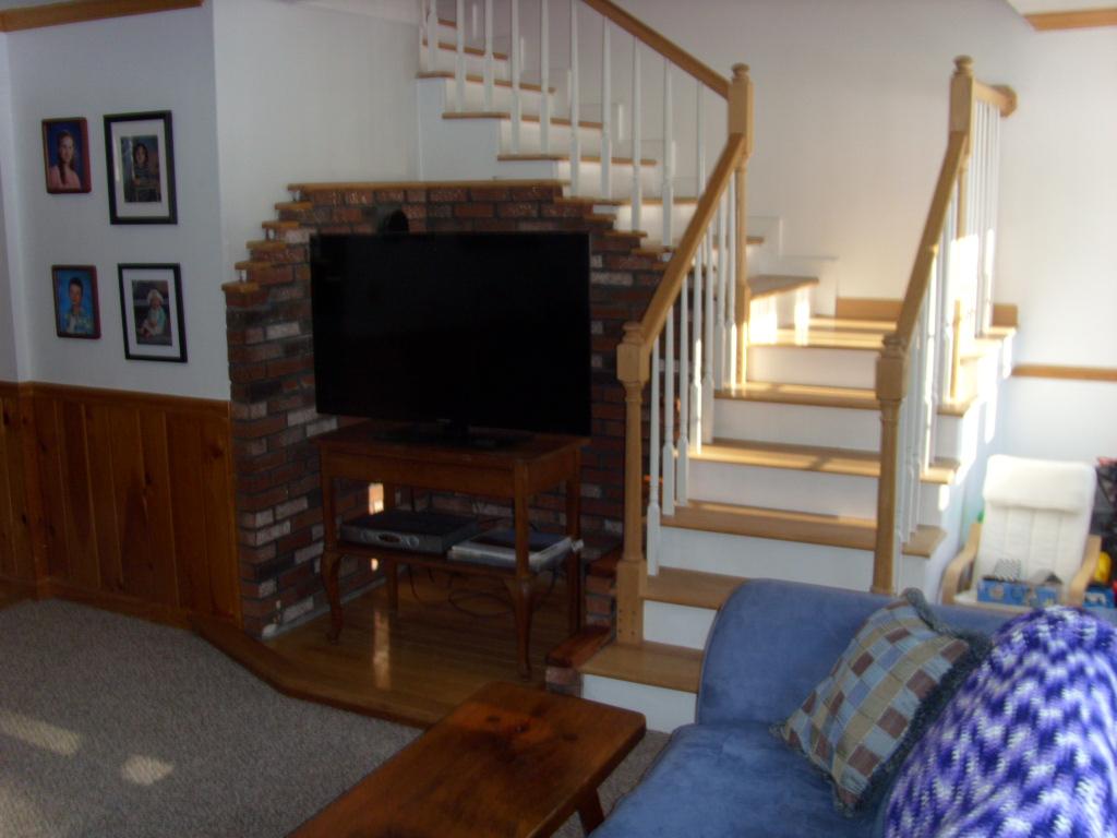 671 4th Range Road Pembroke, NH 03275 - Photo 8 of 19