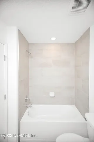 $2,400 | 348 Rosemont Dr Street, St. Augustine, FL 32092