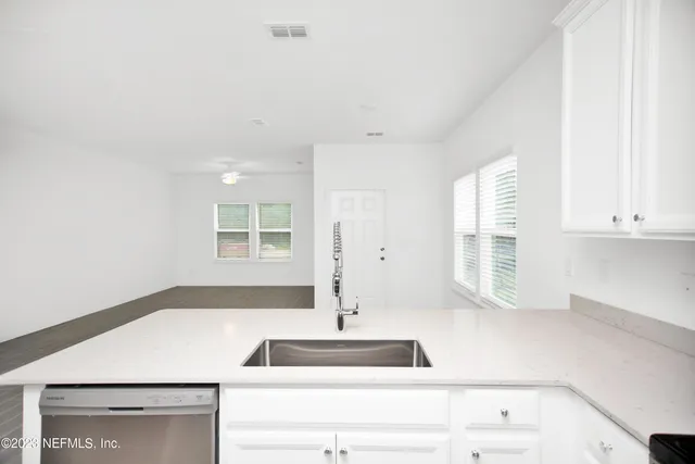 $2,400 | 348 Rosemont Dr Street, St. Augustine, FL 32092