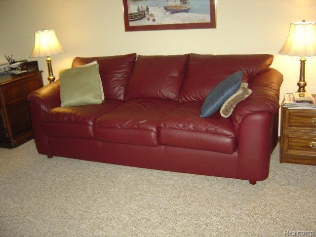 1410 John R Road Rochester, MI 48307 - Photo 21 of 34 LARGE LIVING ROOM