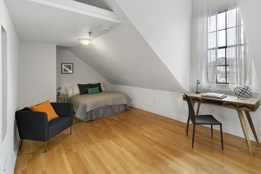 441 Washington Avenue, Unit 301 Chelsea, MA 02150 - Photo 3 of 11