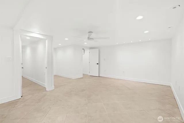 an empty room with an entryway