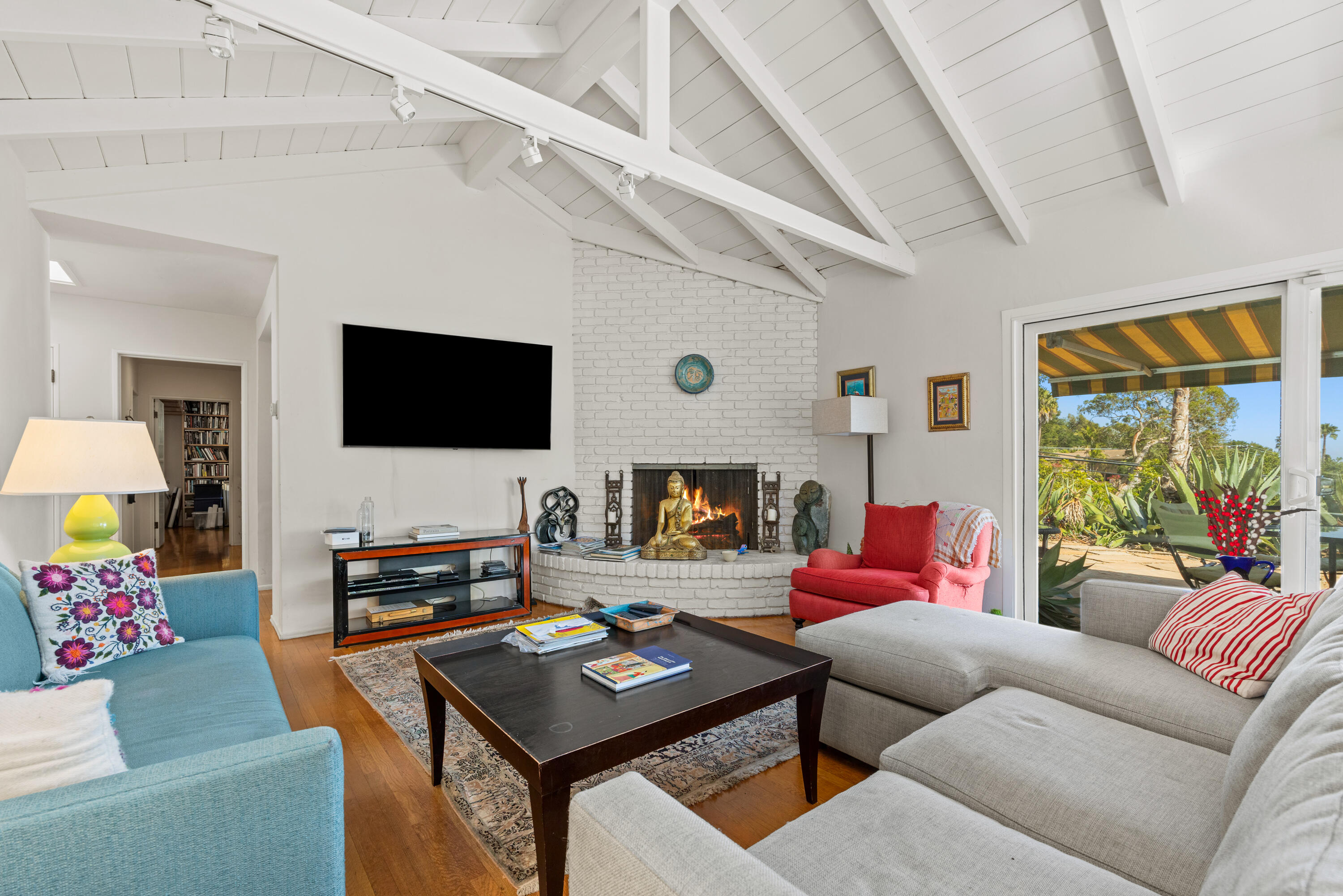 723 Alston Road Santa Barbara, CA 93108 - Photo 3 of 21 723 Alston Web-3