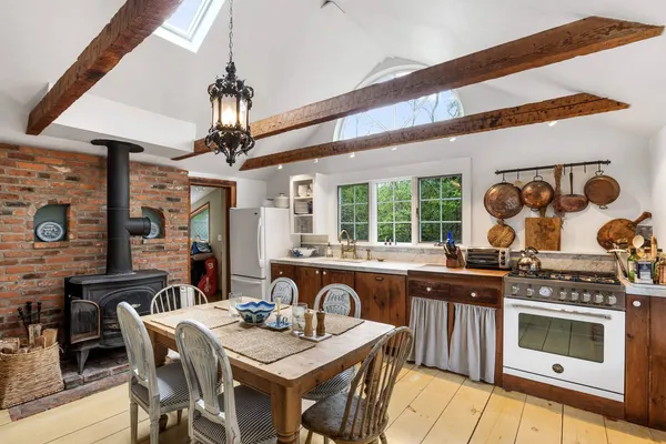 $2,500,000 | 16 Redwood Road, Sag Harbor Village, NY 11963