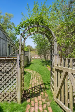 $2,500,000 | 16 Redwood Road, Sag Harbor Village, NY 11963