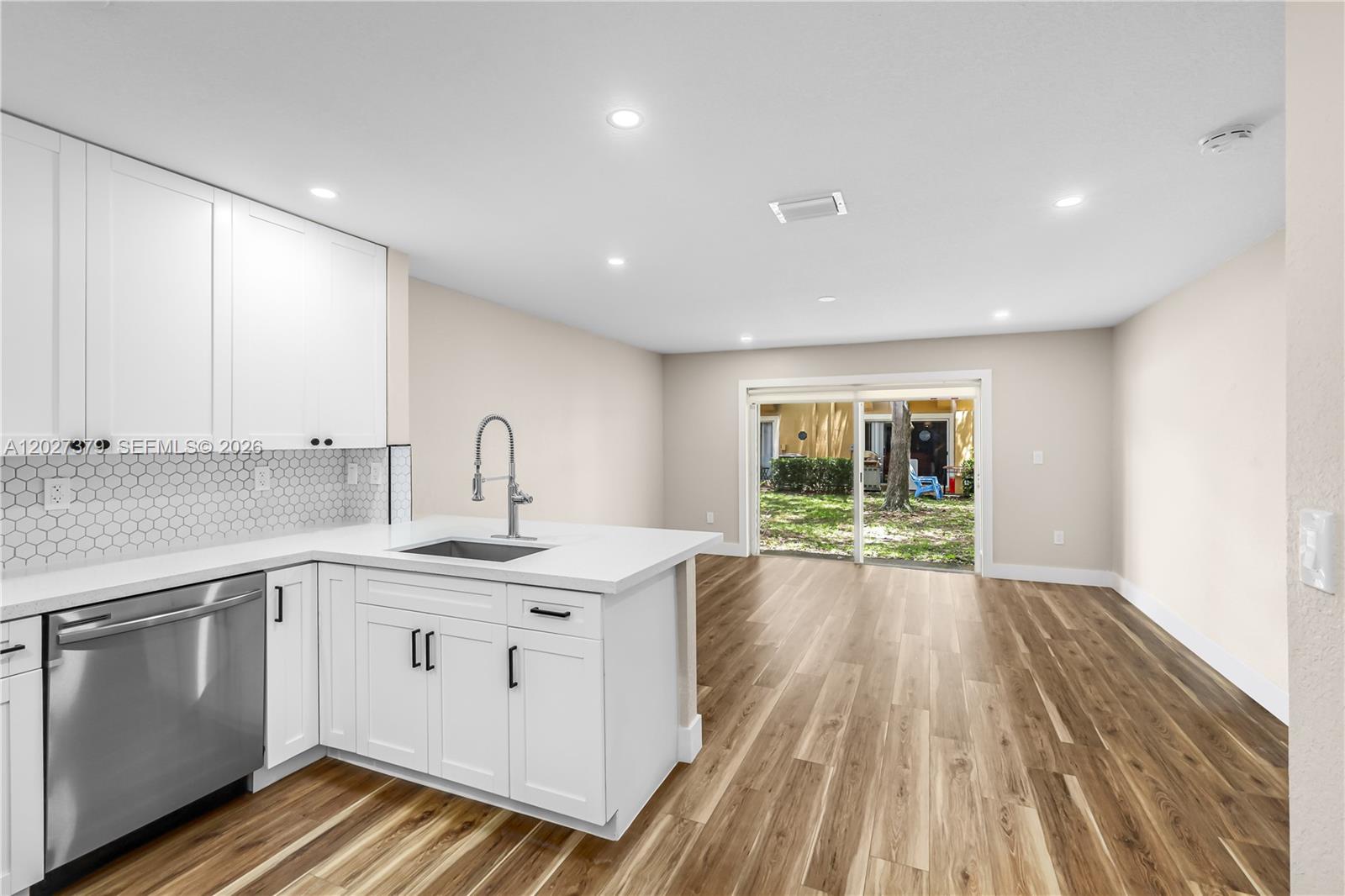 12850 Southwest 31st Court, Unit 102 Miramar, FL 33027 - Photo 7 of 43