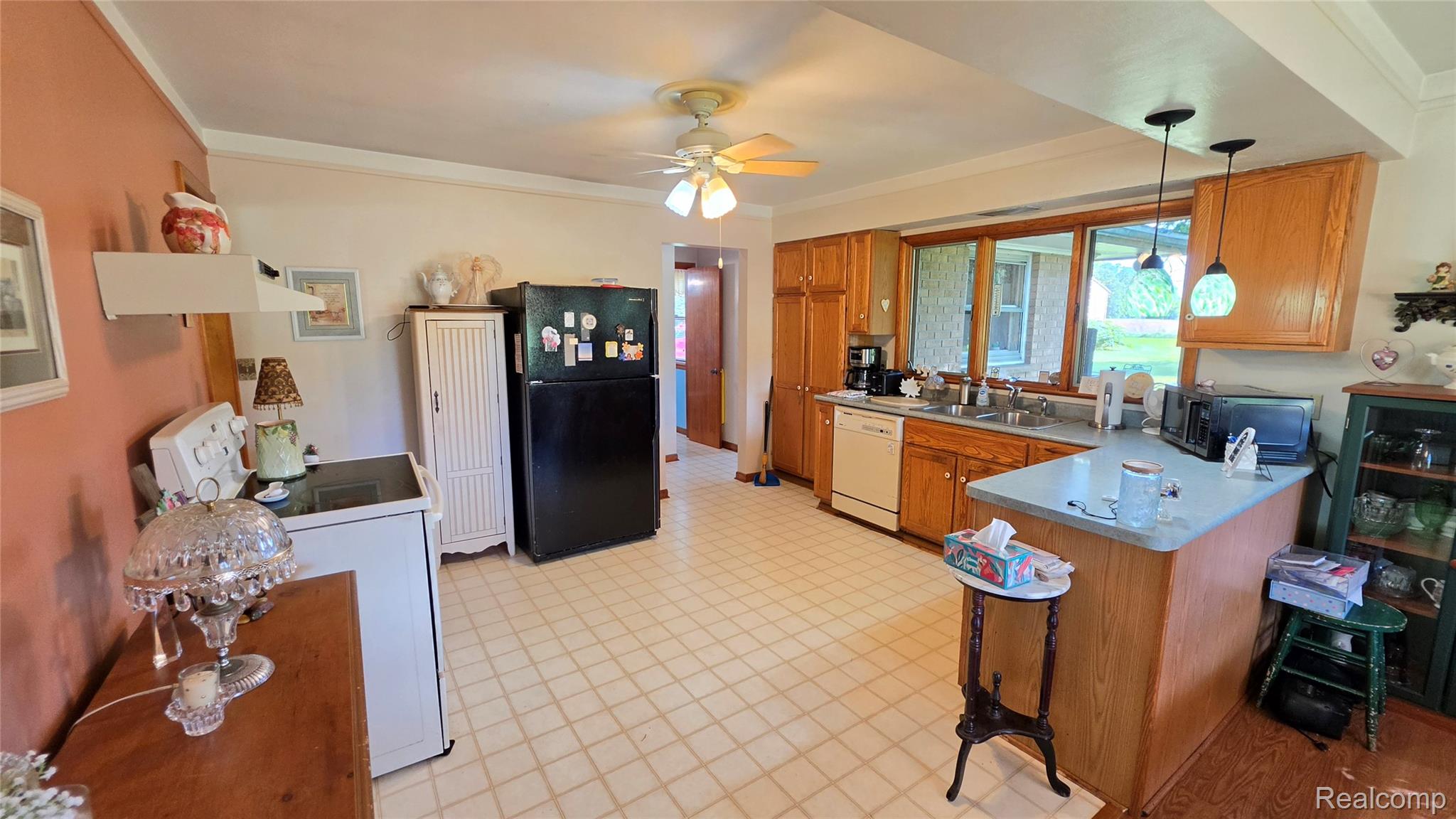 8251 West Ellsworth Road Ann Arbor, MI 48103 - Photo 27 of 57 20260928_154320.jpg