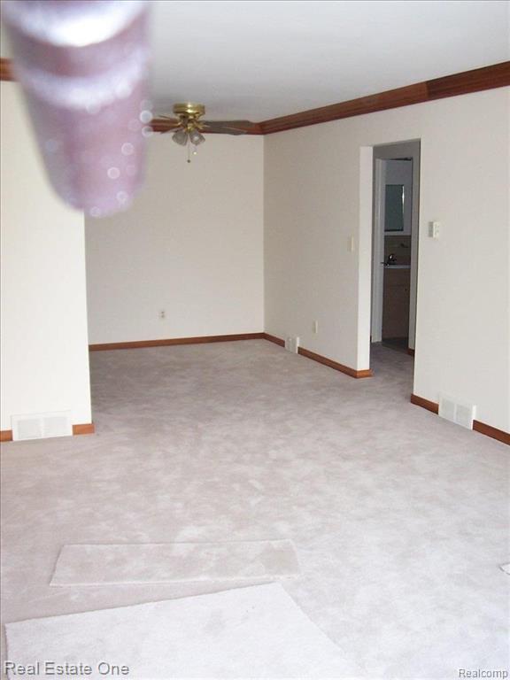 25665 Lahser Road, Unit 4 Southfield, MI 48033 - Photo 9 of 18
