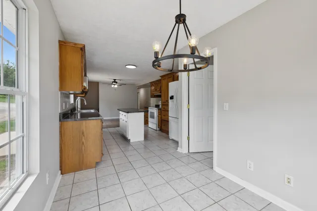 $460,900 | 121 Lock 7 Lane, Carthage, TN 37030