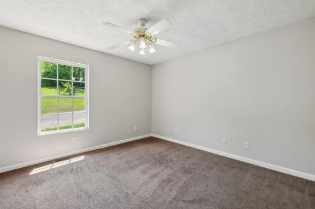 $460,900 | 121 Lock 7 Lane, Carthage, TN 37030