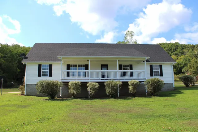 $460,900 | 121 Lock 7 Lane, Carthage, TN 37030