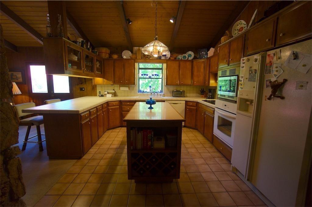 8180 Thompson Creek Road Williams, OR 97544 - Photo 8 of 25 Additional Photo