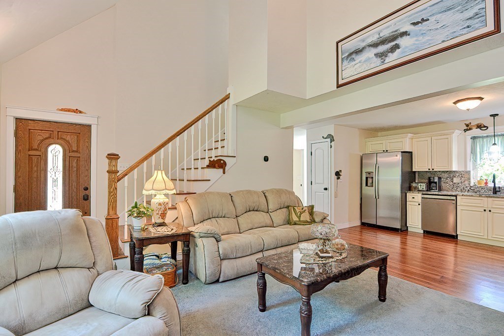 48 East Charlton Road Spencer, MA 01562 - Photo 17 of 42 Gallery Image 17